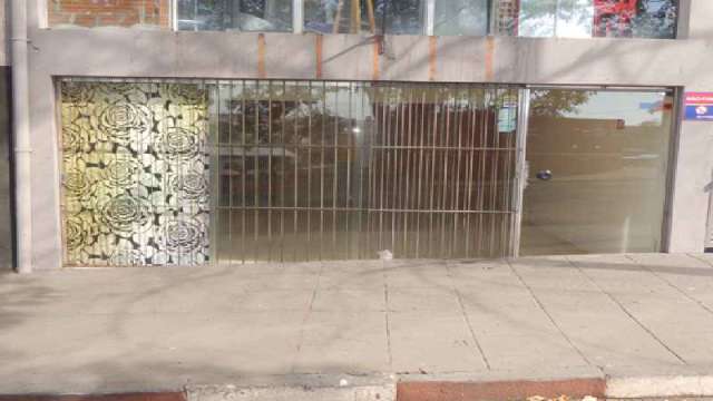 BARRACÃO / SALÃO COMERCIAL