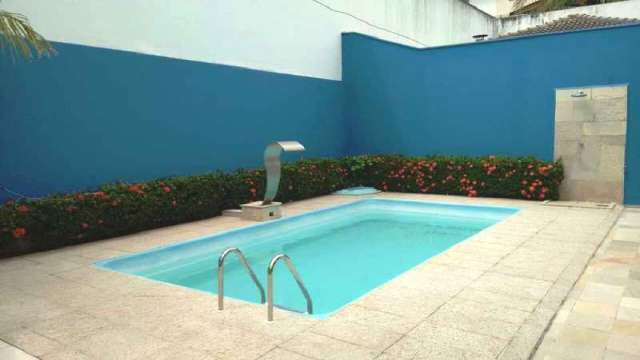 CASA CONDOMÍNIO