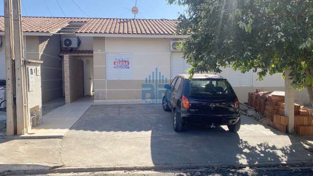 CASA CONDOMÍNIO