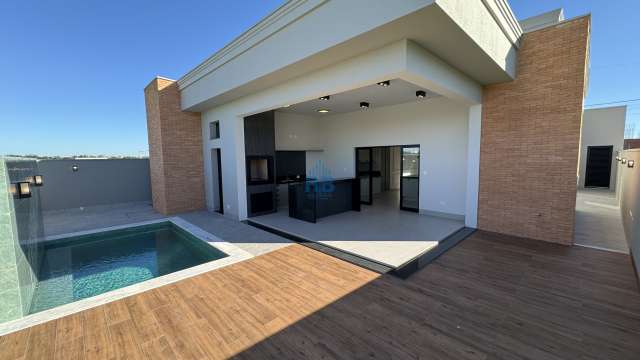 CASA CONDOMÍNIO