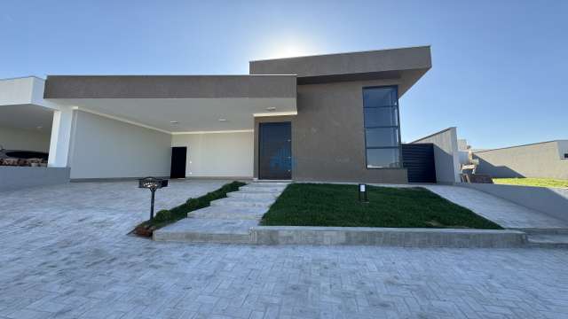 CASA CONDOMÍNIO
