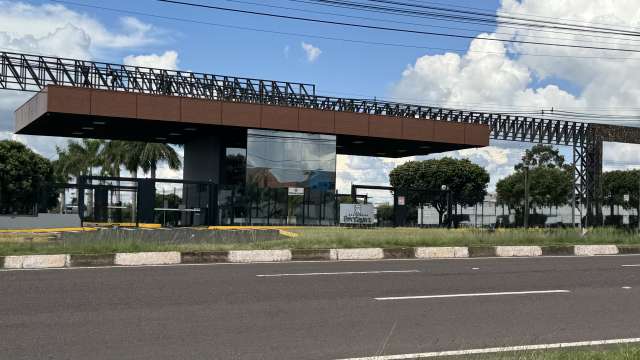 TERRENO CONDOMÍNIO