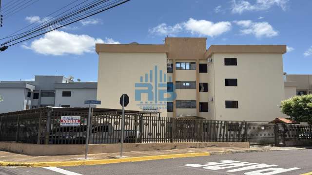 Apartamento à Venda em Presidente Prudente no Bairro Jardim Itapura