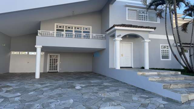 CASA CONDOMÍNIO