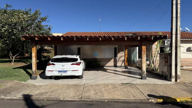 CASA CONDOMÍNIO