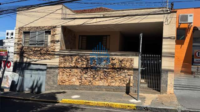 Casa à Venda em Presidente Prudente no Bairro Centro